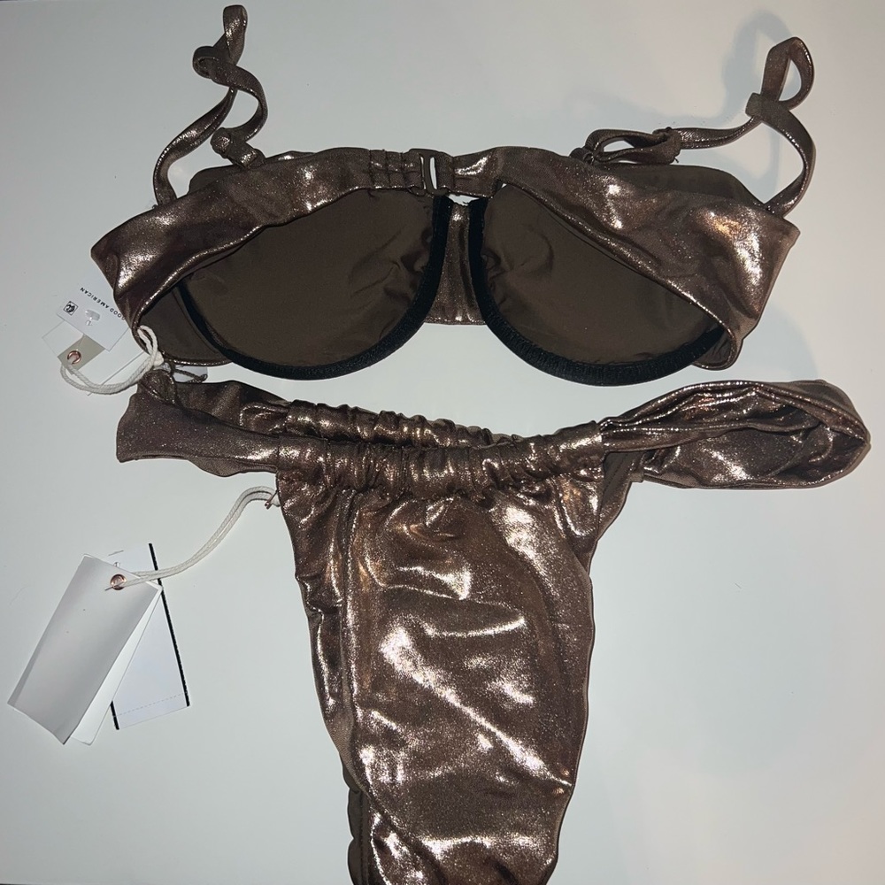 Good American Metallic Top & Ruched Bottom - Picture 3 of 3